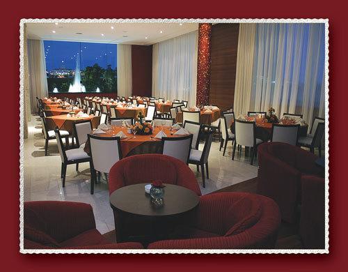 Master Plaza Hotel 巴巴塞纳 外观 照片