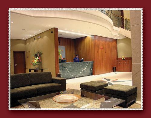 Master Plaza Hotel 巴巴塞纳 外观 照片