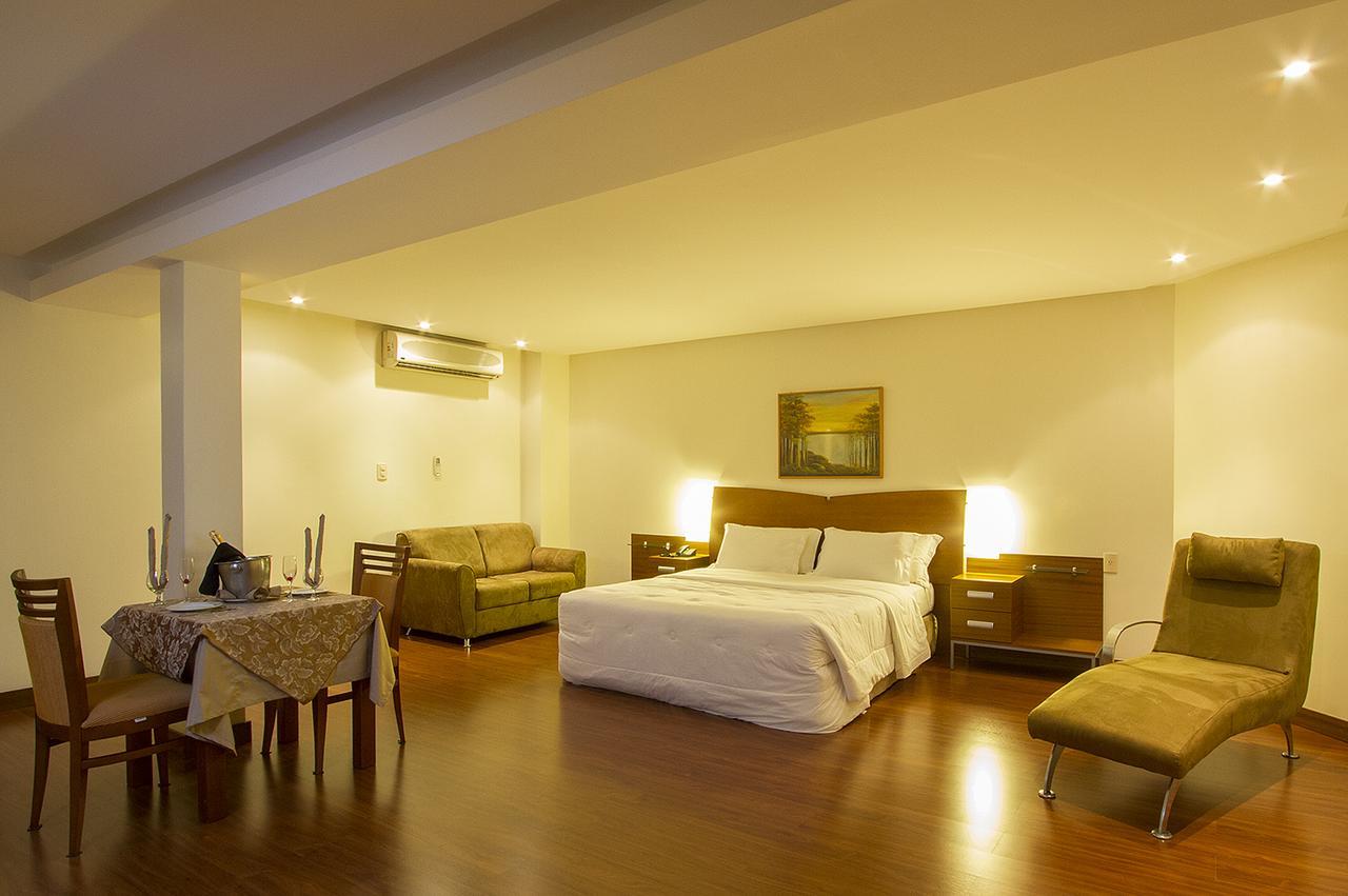 Master Plaza Hotel 巴巴塞纳 外观 照片